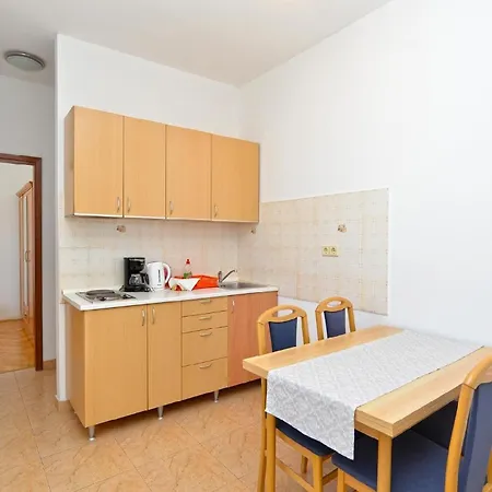 Apartment Fuer 4 Personen Ca 49 Qm In Rovinj, Istrien Istrische Riviera Rovinj
