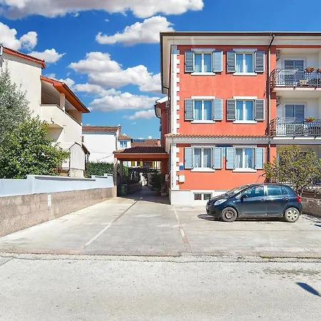 Apartment Fuer 4 Personen Ca 49 Qm In Rovinj, Istrien Istrische Riviera Rovinj