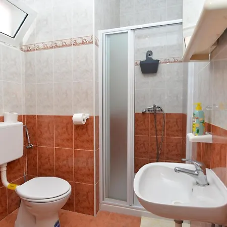 Apartment Fuer 4 Personen Ca 49 Qm In Rovinj, Istrien Istrische Riviera *